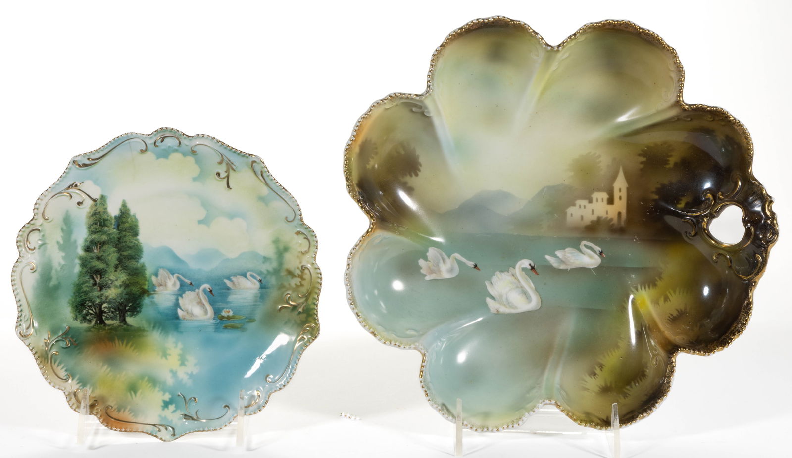 R.S. PRUSSIA PORCELAIN SWAN MOTIF TABLE ARTICLES, LOT OF TWO (1 of 3)