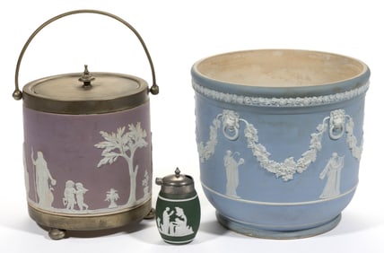 ENGLISH WEDGWOOD JASPERWARE CERAMIC ARTICLES, LOT OF TWO