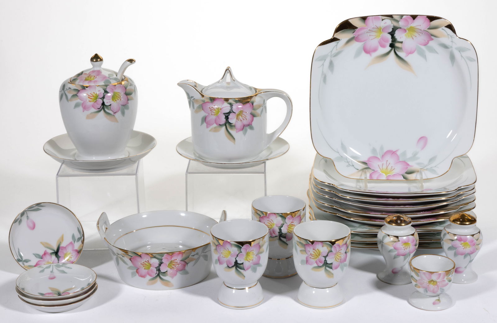 JAPANESE NORITAKE CHINA HAND-PAINTED AZALEA BREAKFAST AND OTHER TABLE ARTICLES, LOT OF 22 (1 of 1)