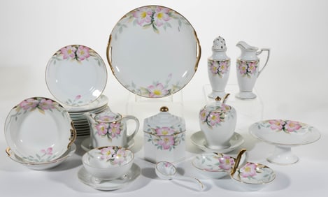JAPANESE NORITAKE CHINA HAND-PAINTED DESSERT AND OTHER TABLE ARTICLES, LOT OF 23