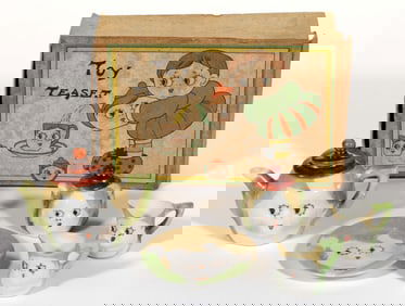 JAPANESE PORCELAIN HAND-PAINTED DOLL FACE CHILDREN'S TOY 5-PIECE TEA SET WITH ORIGINAL BOX