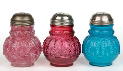 NORTHWOOD NO. 263 / LEAF UMBRELLA SUGAR SHAKERS, LOT OF THREE