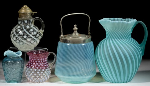 ASSORTED VICTORIAN OPALESCENT GLASS ARTICLES, LOT OF FIVE