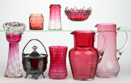 VICTORIAN CRANBERRY GLASS ARTICLES, LOT OF EIGHT