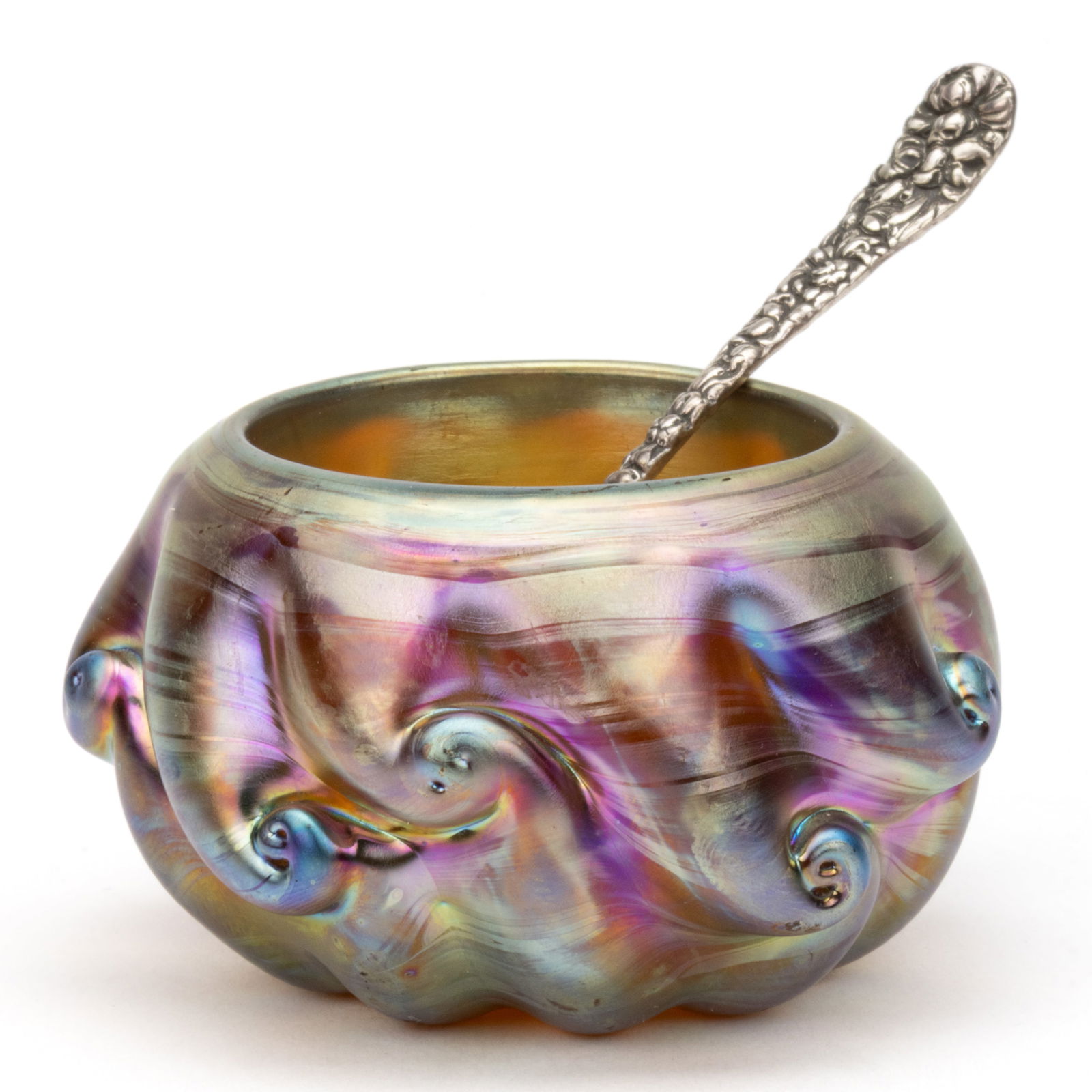 STEUBEN GOLD AURENE PRUNTS / PIGTAILS IRIDESCENT ART GLASS OPEN SALT: STEUBEN GOLD AURENE PRUNTS / PIGTAILS IRIDESCENT ART GLASS OPEN SALT, shape 706, having ten tooled prunts circling the exterior, signed "AURENE - 706", polished pontil mark. Together with a