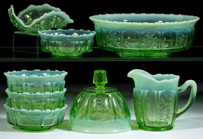DOLLY MADISON / JEFFERSON NO. 271 (OMN) OPALESCENT GLASS TABLE ARTICLES, LOT OF EIGHT