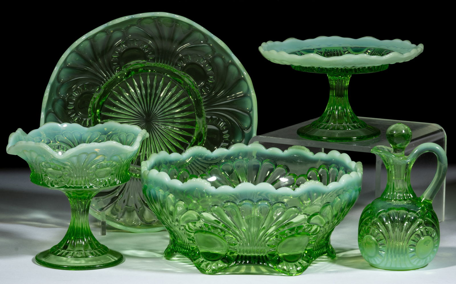 TOKYO / JEFFERSON NO. 212 (OMN) PRESSED OPALESCENT GLASS ARTICLES, LOT OF FIVE (1 of 1)