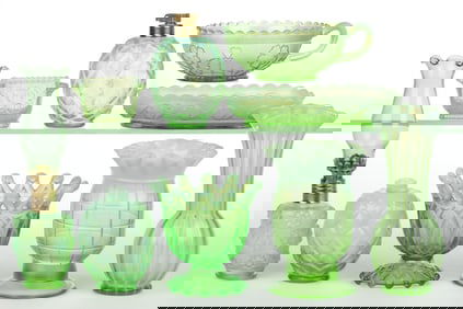 ASSORTED OPALESCENT GLASS ARTICLES, LOT OF NINE