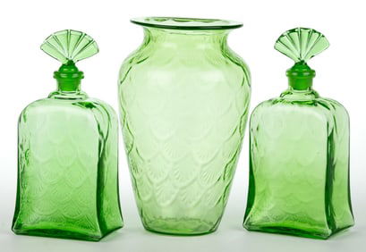 PUKEBERG TURKEY TRACK / ROYAL FAN ARTICLES, LOT OF THREE