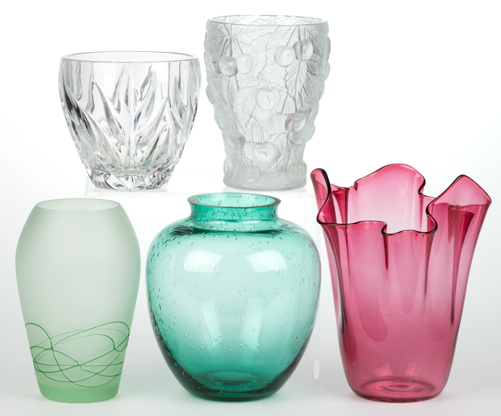 ASSORTED BLOWN AND PRESSED GLASS VASES, LOT OF FIVE: ASSORTED BLOWN AND PRESSED GLASS VASES, LOT OF FIVE, various colors, comprising a frosted Josef Inwald Barolac Cherry vase, Gorham Star Blossom crystal bowl, cranberry handkerchief-shaped vase, opaque