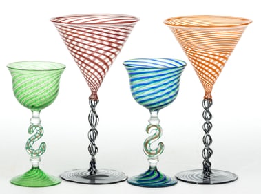 GERMAN ART GLASS BIMINI-TYPE COCKTAIL / WINE GLASSES, TWO PAIRS