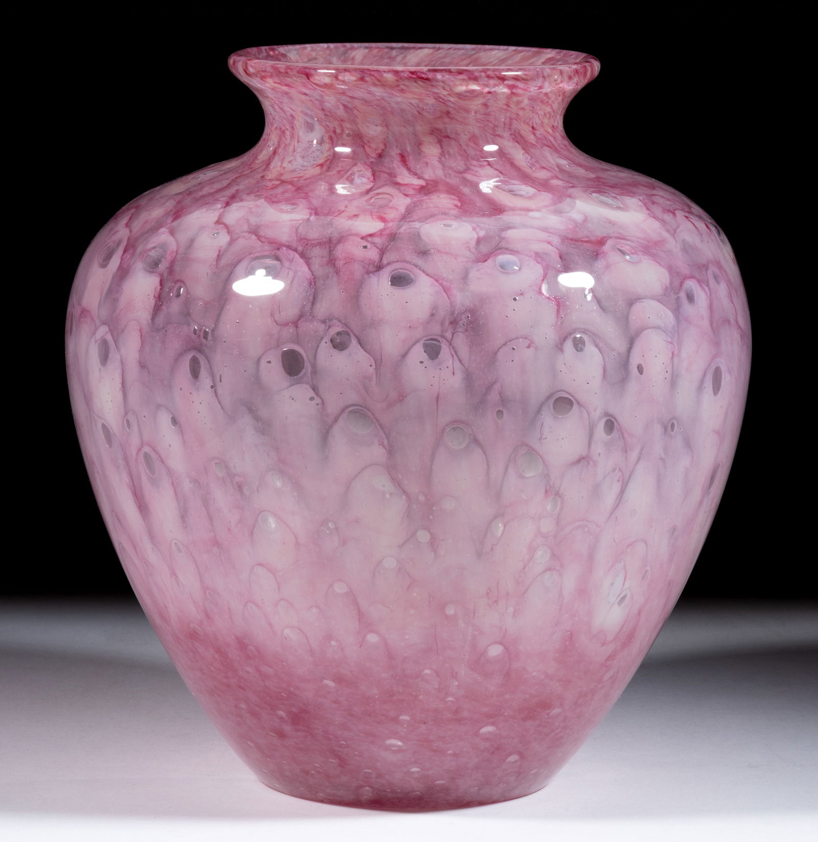 STEUBEN CLUTHRA ART GLASS VASE (1 of 2)
