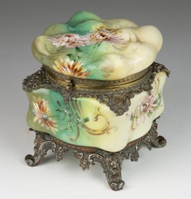 WAVE CREST ENAMEL-DECORATED ART GLASS JEWEL / DRESSER BOX