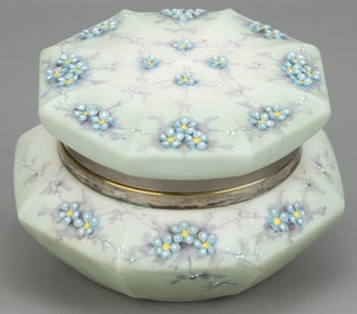 WAVE CREST NAKARA ENAMEL-DECORATED ART GLASS BOX WITH APPLIED FLORAL DECORATION
