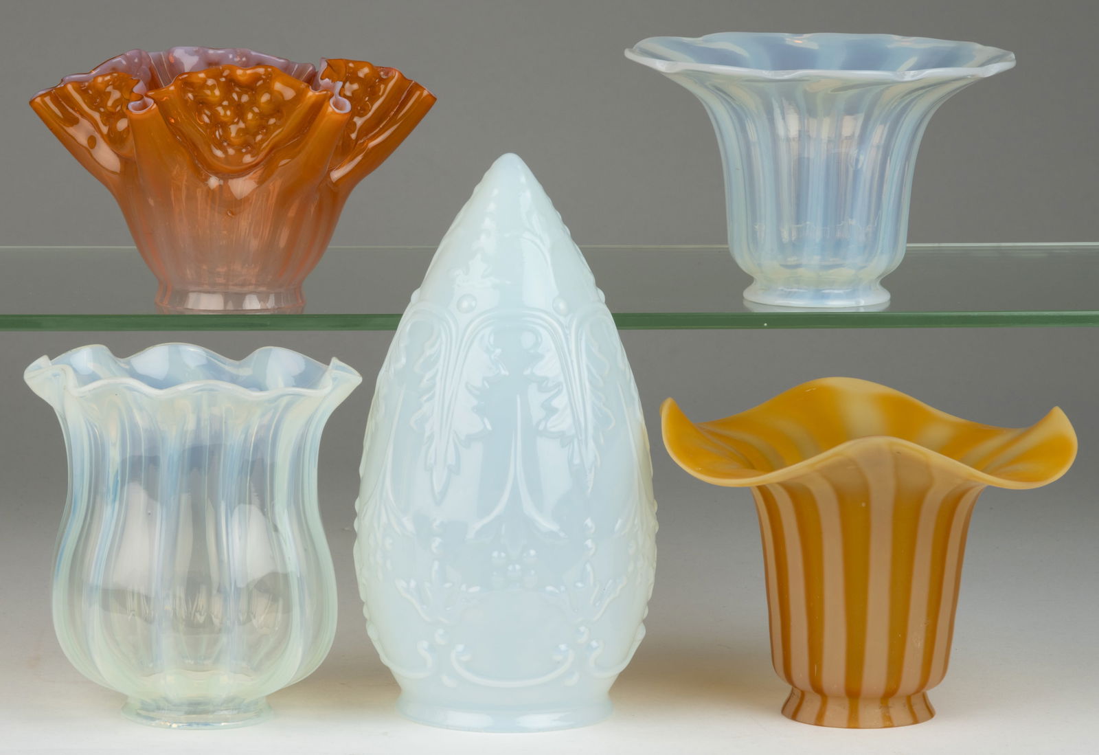 ASSORTED OPALESCENT ELECTRIC LAMP SHADES, LOT OF FIVE (1 of 1)