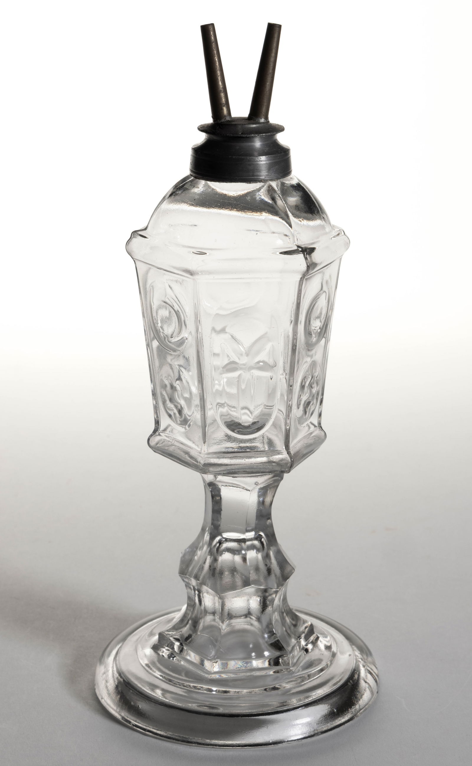 BLOWN-MOLDED STAR AND PUNTY WHALE OIL / FLUID STAND LAMP (1 of 1)