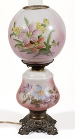 VICTORIAN TRANSFER-DECORATED DIMINUTIVE PARLOR / GONE WITH THE WIND LAMP