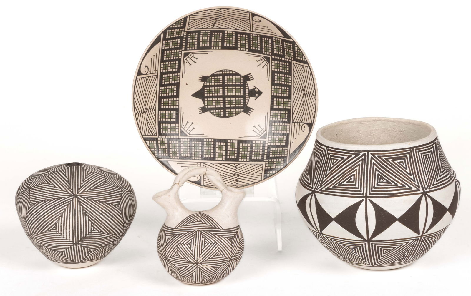 SIGNED NATIVE AMERICAN ACOMA PUEBLO POTTERY VESSELS, LOT OF THREE (1 of 3)