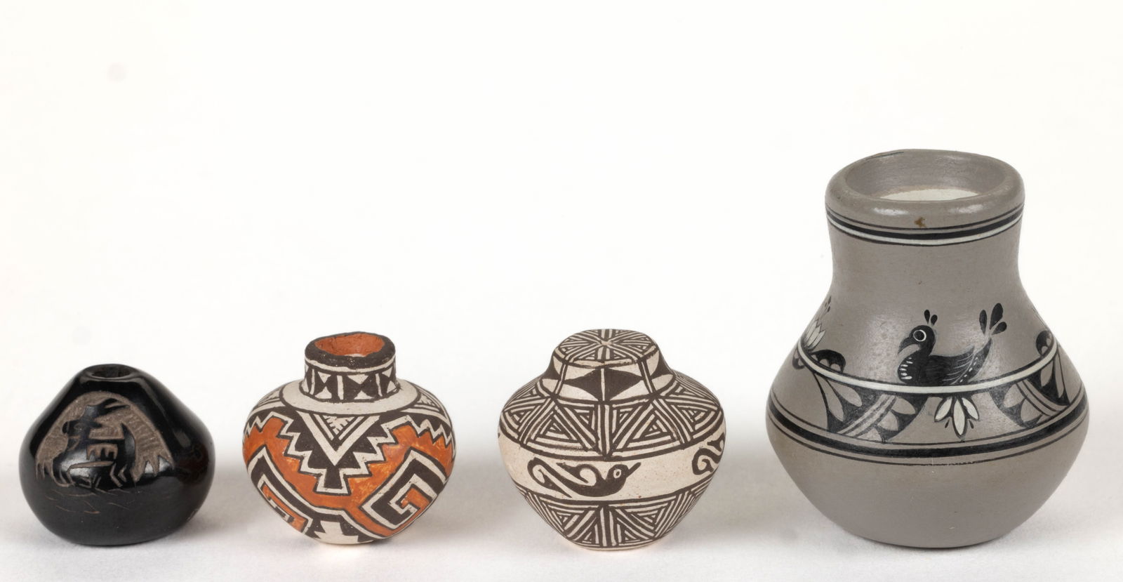 SIGNED THOMAS NATSEWAY (B. 1953) NATIVE AMERICAN LAGUNA PUEBLO POTTERY MINIATURES, LOT OF TWO (1 of 2)