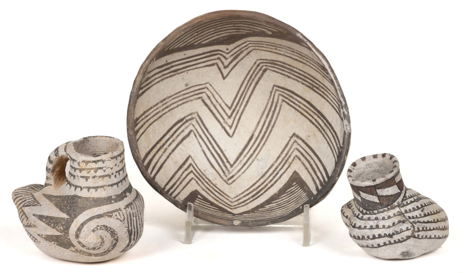 NATIVE AMERICAN ANCESTRAL PUEBLO POTTERY VESSELS, LOT OF THREE (1 of 4)