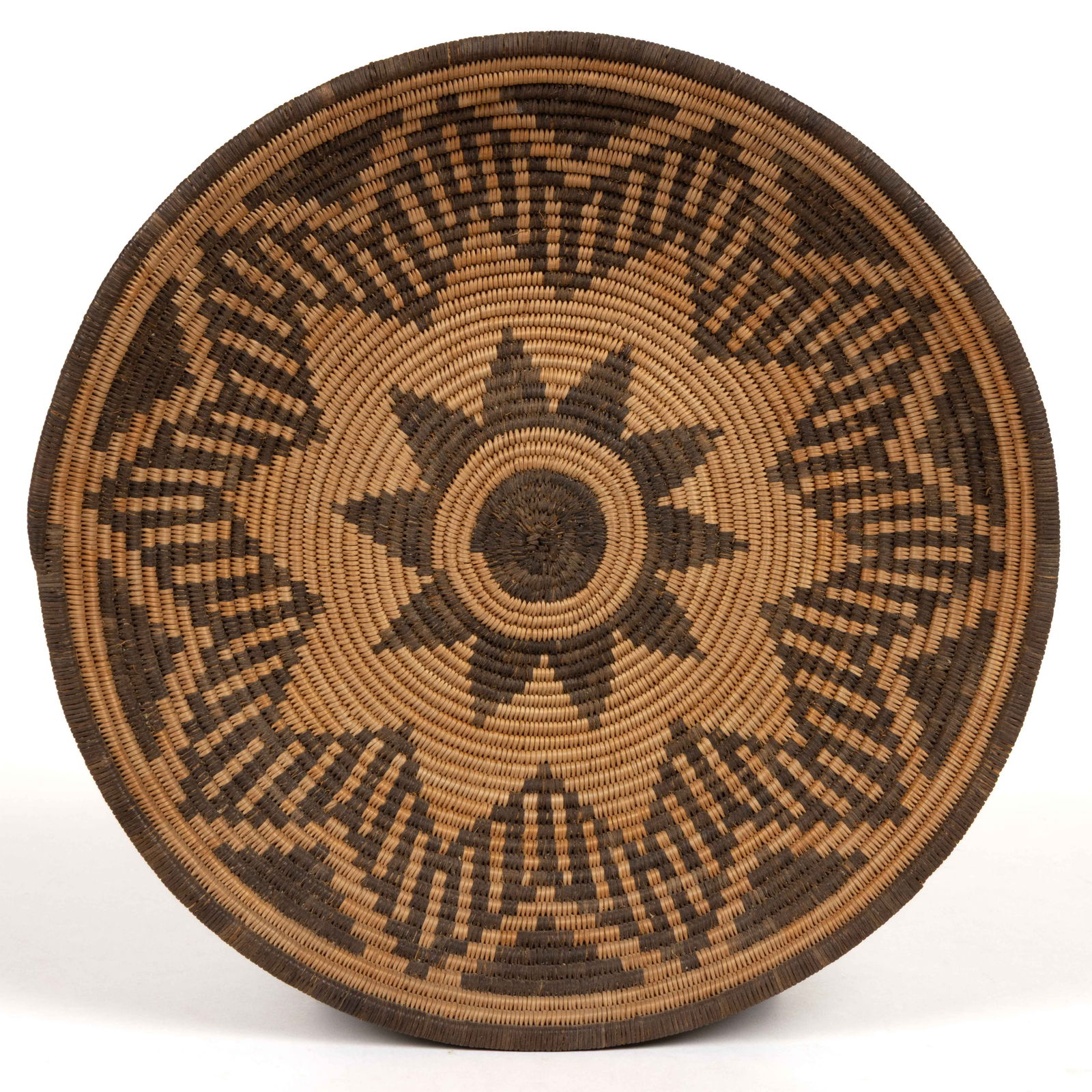 SOUTHWESTERN NATIVE AMERICAN APACHE BASKET TRAY (1 of 3)