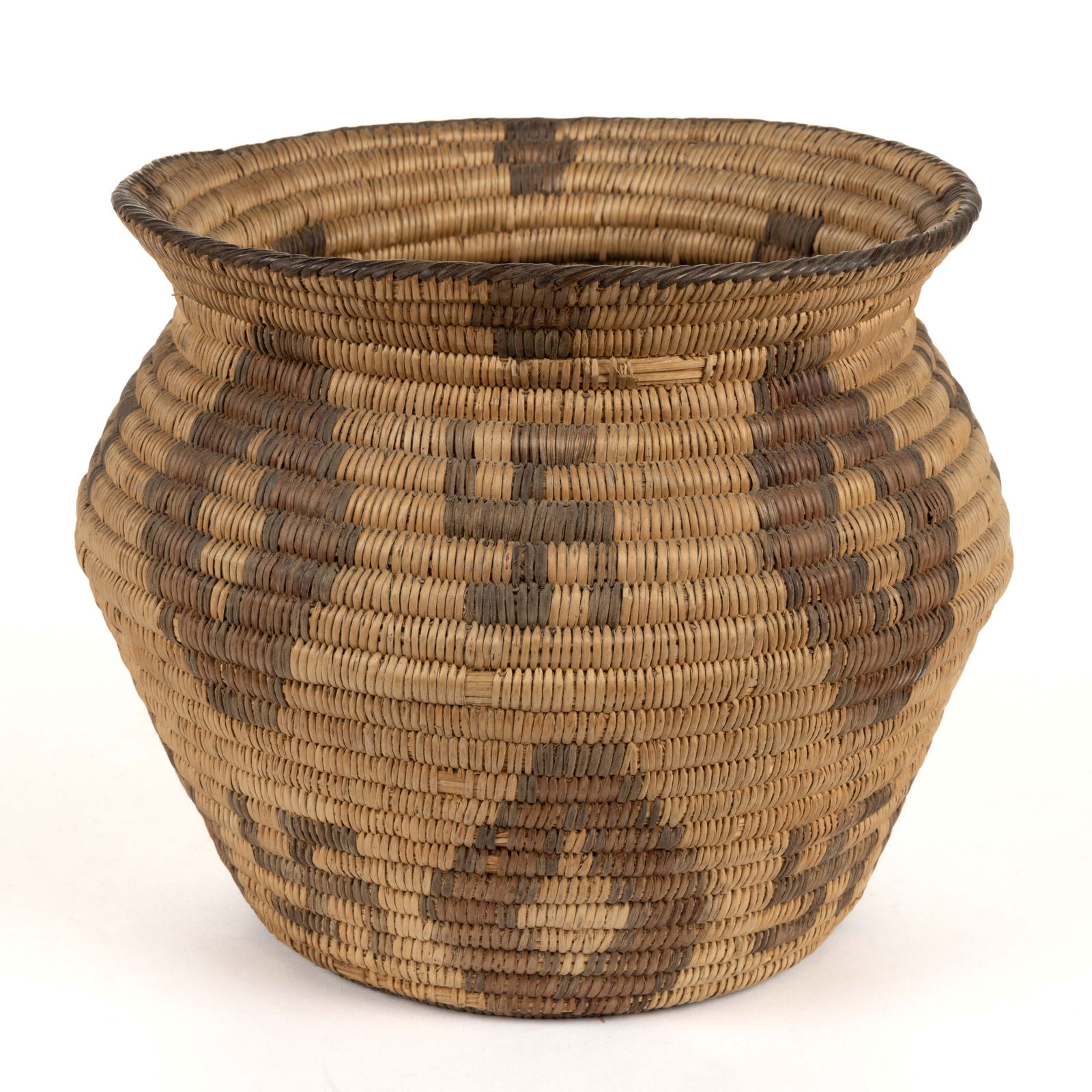 SOUTHWESTERN NATIVE AMERICAN APACHE OLLA WOVEN-COIL BASKET (1 of 6)