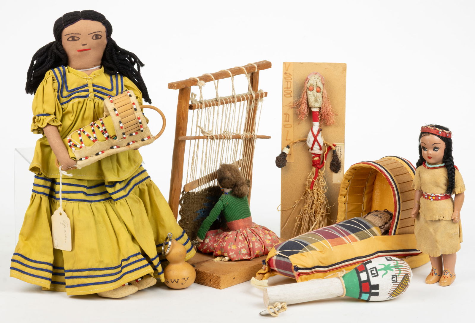 ASSORTED VINTAGE NATIVE AMERICAN DOLLS AND ACCESSORIES, LOT OF SEVEN (1 of 2)