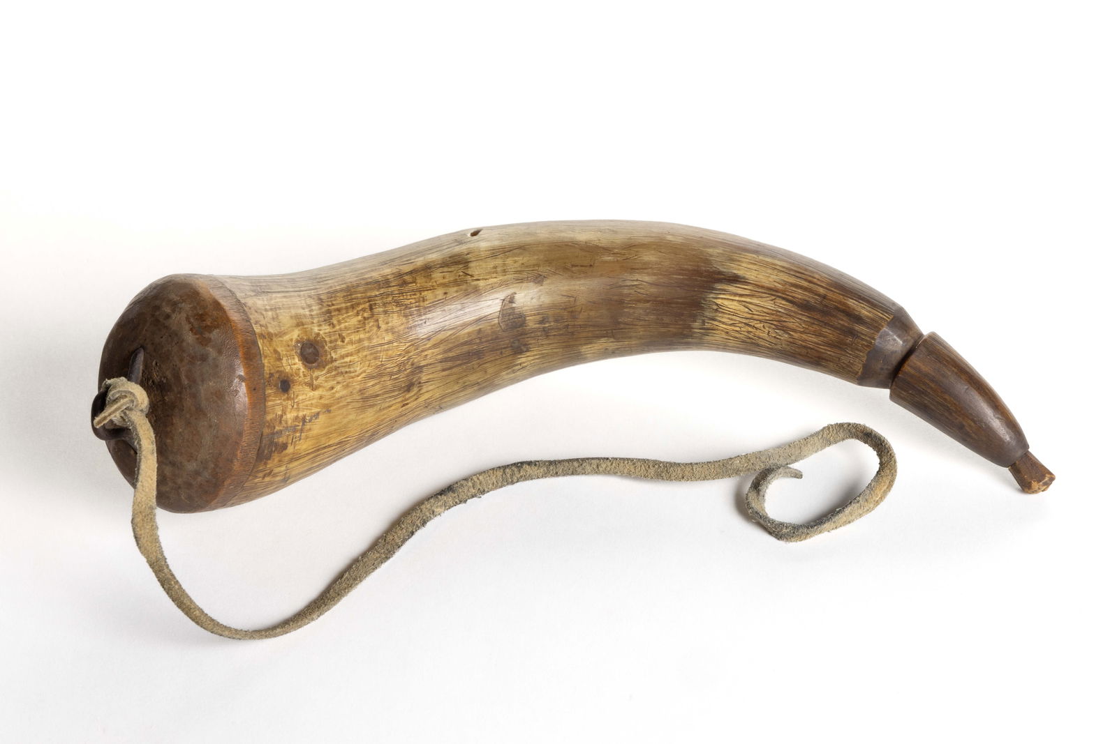 ANTIQUE AMERICAN POWDER HORN (1 of 2)