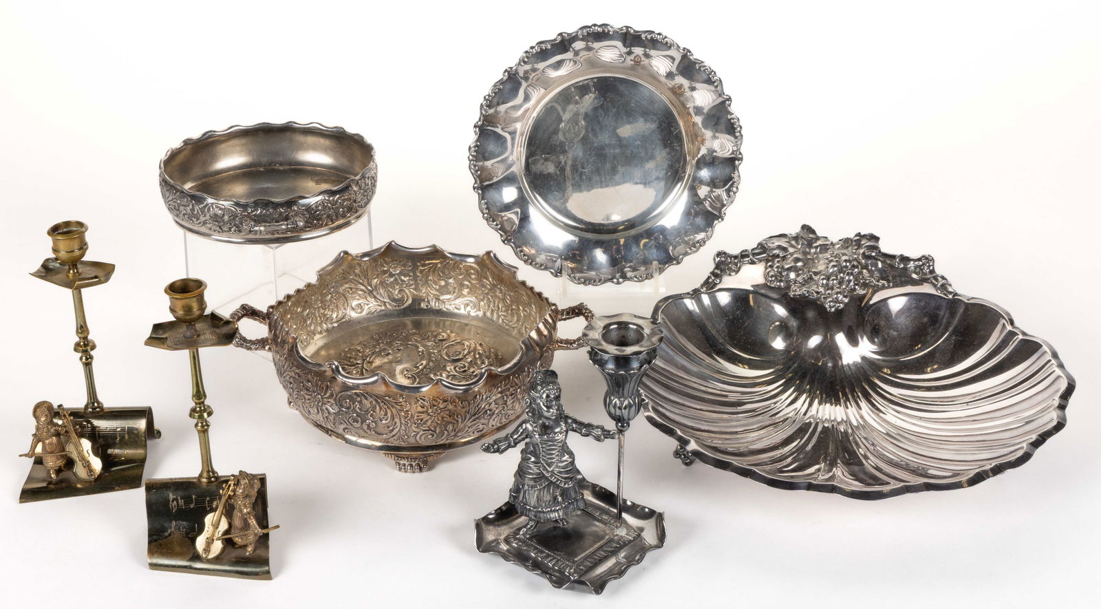 ASSORTED SILVER-PLATED AND OTHER ARTICLES, LOT OF SEVEN (1 of 4)