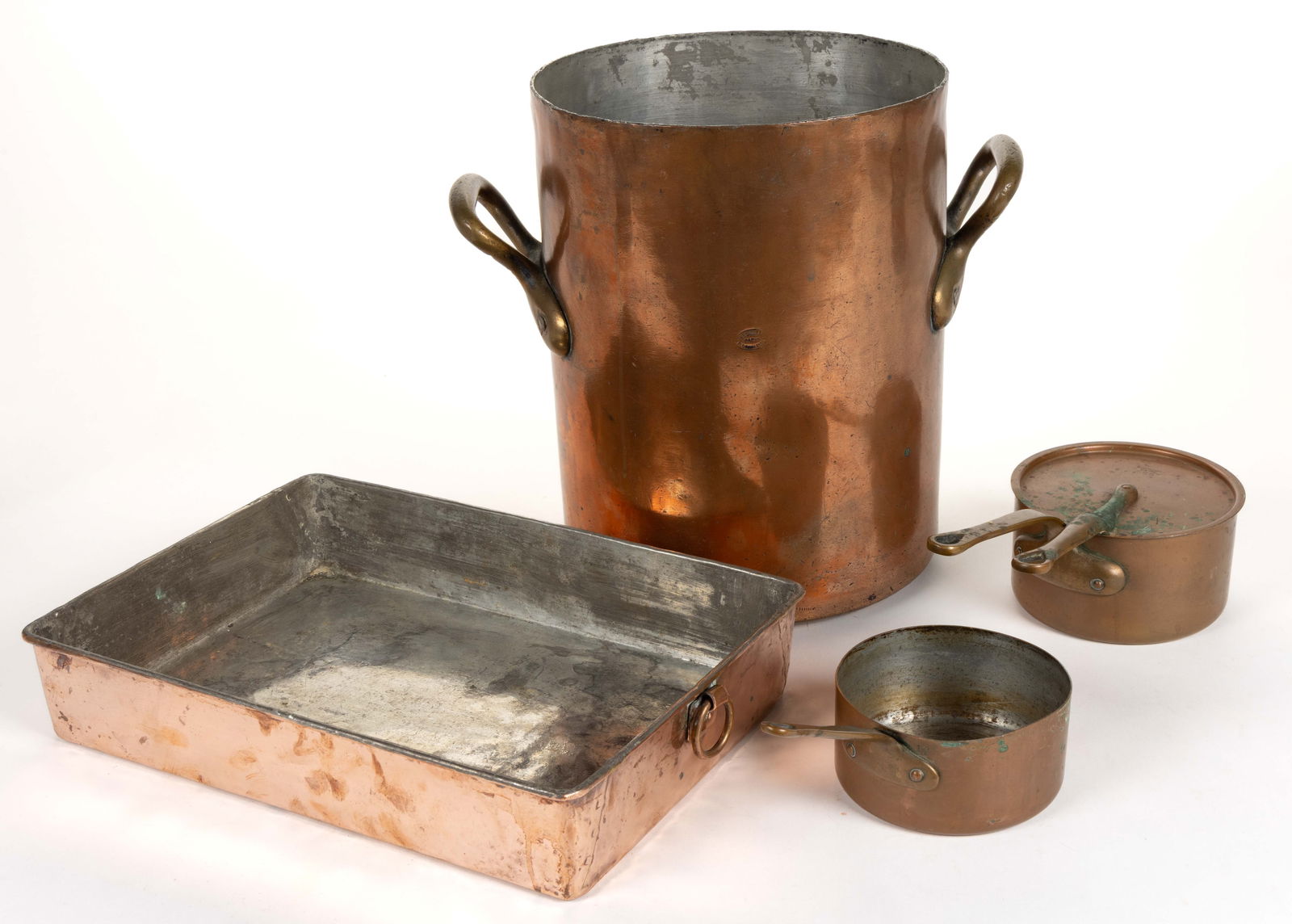 ASSORTED FRENCH AND OTHER COPPER COOKWARE / DOMESTIC ARTICLES, LOT OF FOUR (1 of 2)
