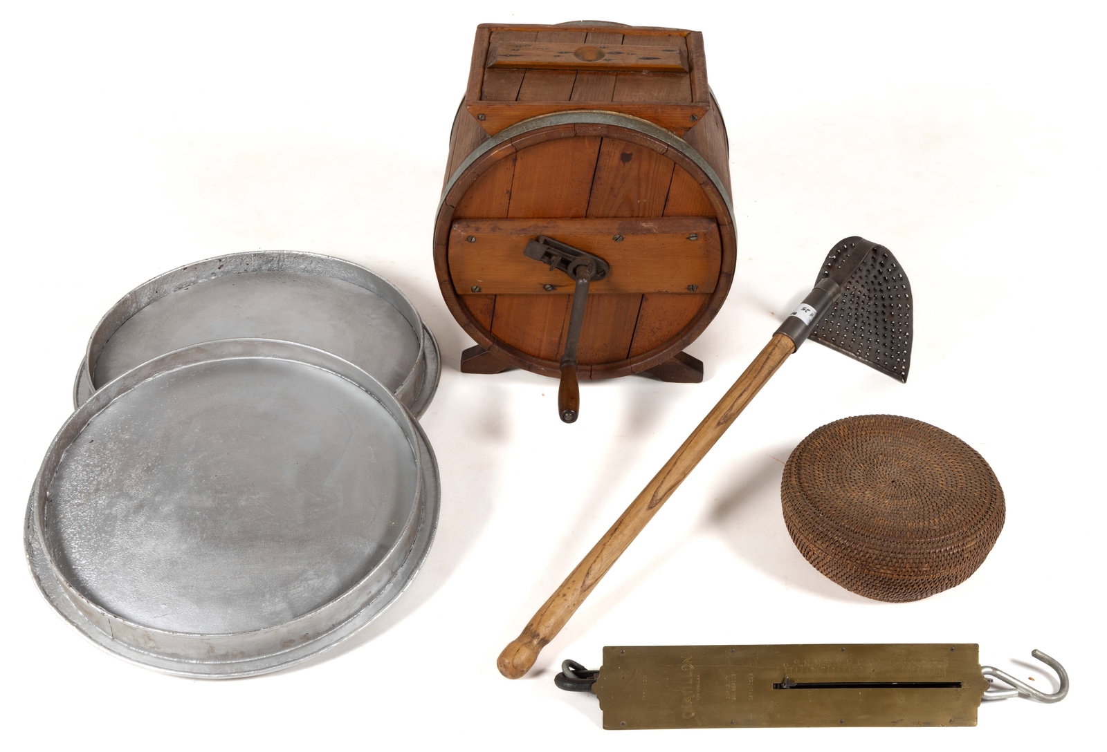 ASSORTED DOMESTIC ARTICLES, LOT OF SIX (1 of 1)