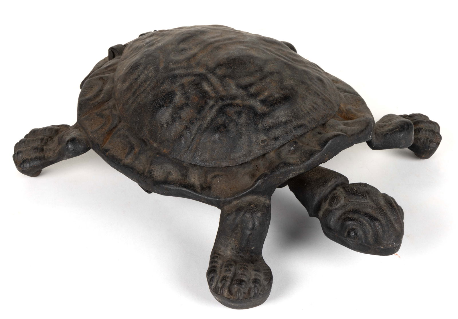 AMERICAN CAST-IRON TURTLE-FORM SPITTOON (1 of 5)