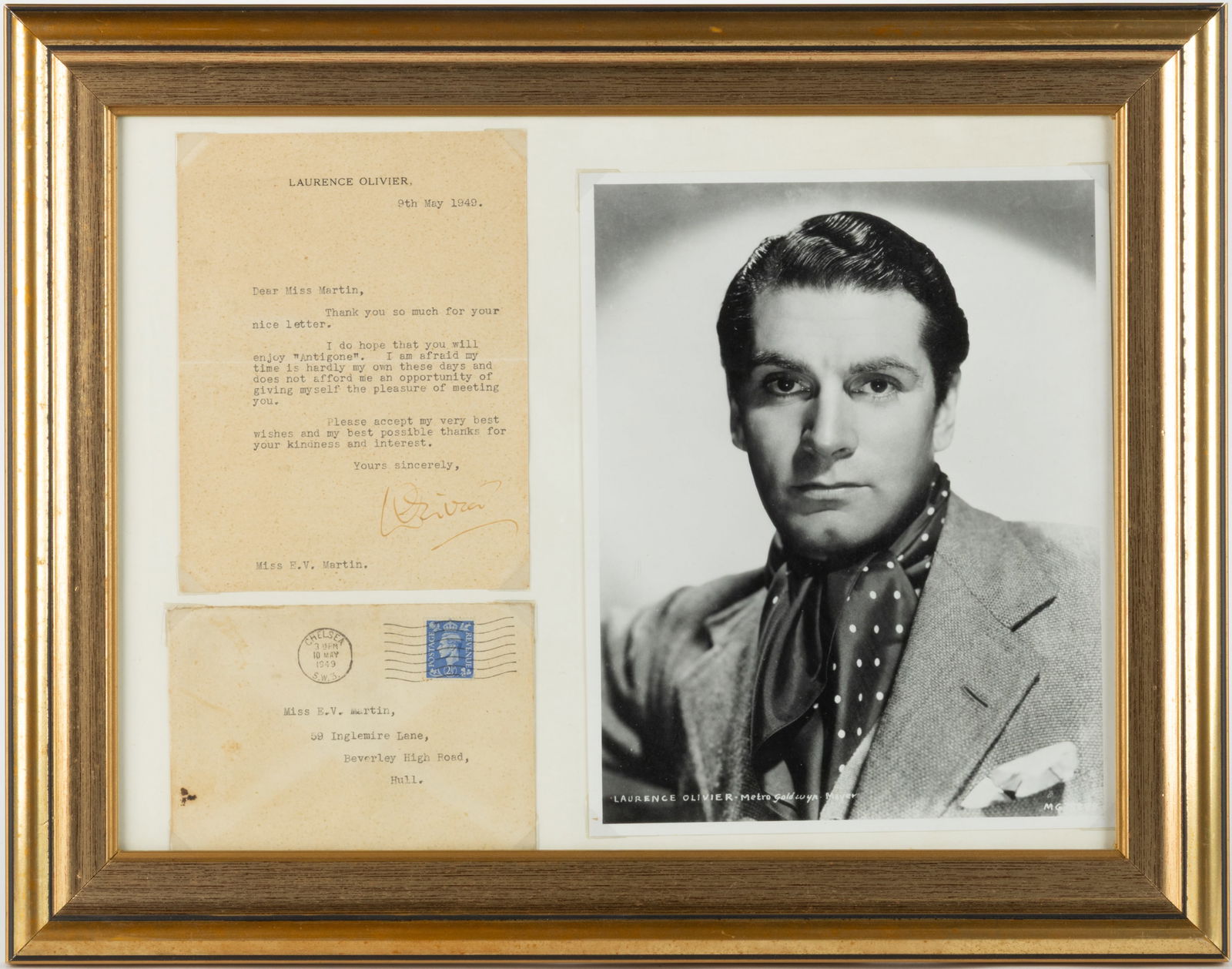 LAURENCE OLIVIER (ENGLISH, 1907-1989) CELEBRITY CORRESPONDENCE / LETTER (1 of 3)