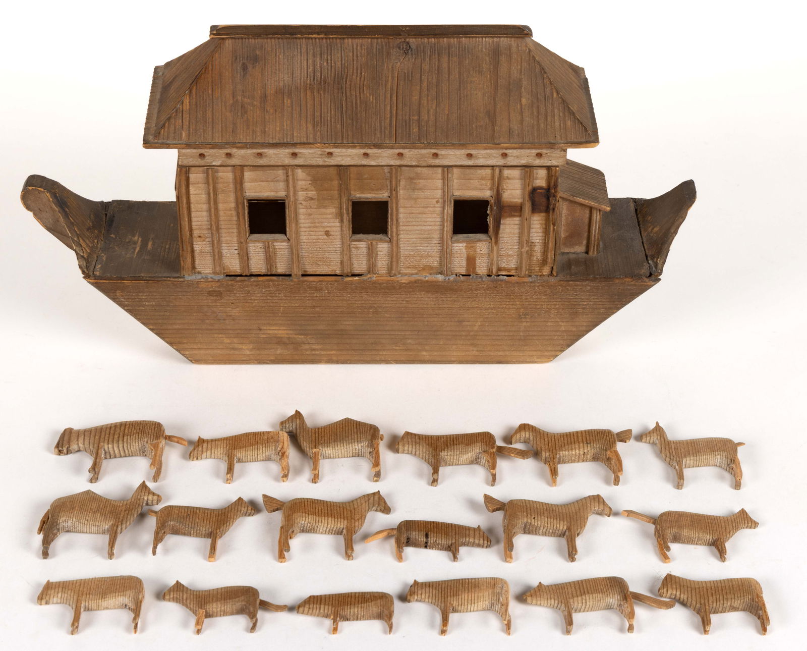 GERMAN CARVED WOODEN NOAH'S ARK SET, LOT OF 19 PIECES (1 of 4)