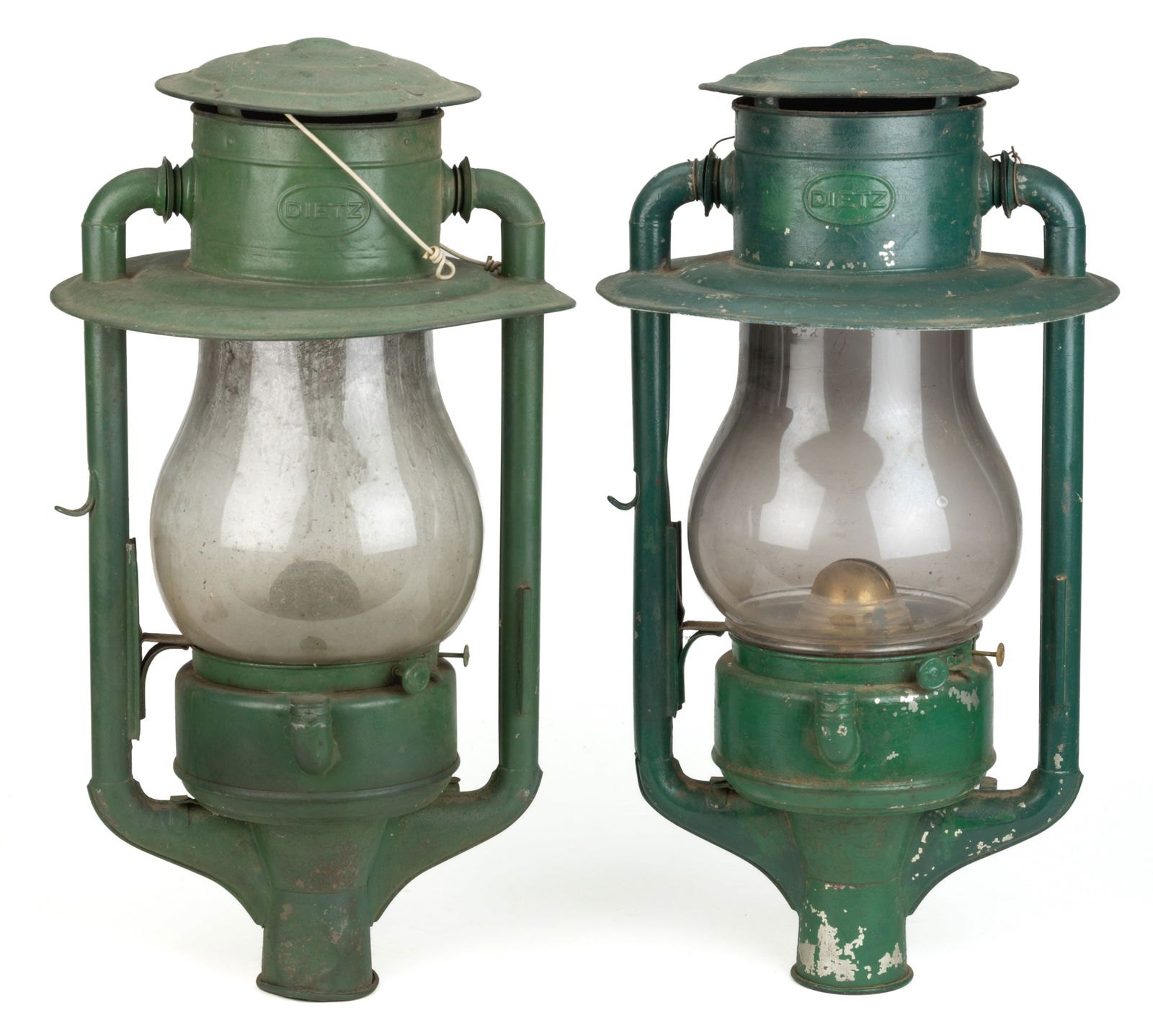 DIETZ & CO. SHEET-IRON "PIONEER" STREET / RAILROAD TUBULAR LANTERNS, PAIR (1 of 2)