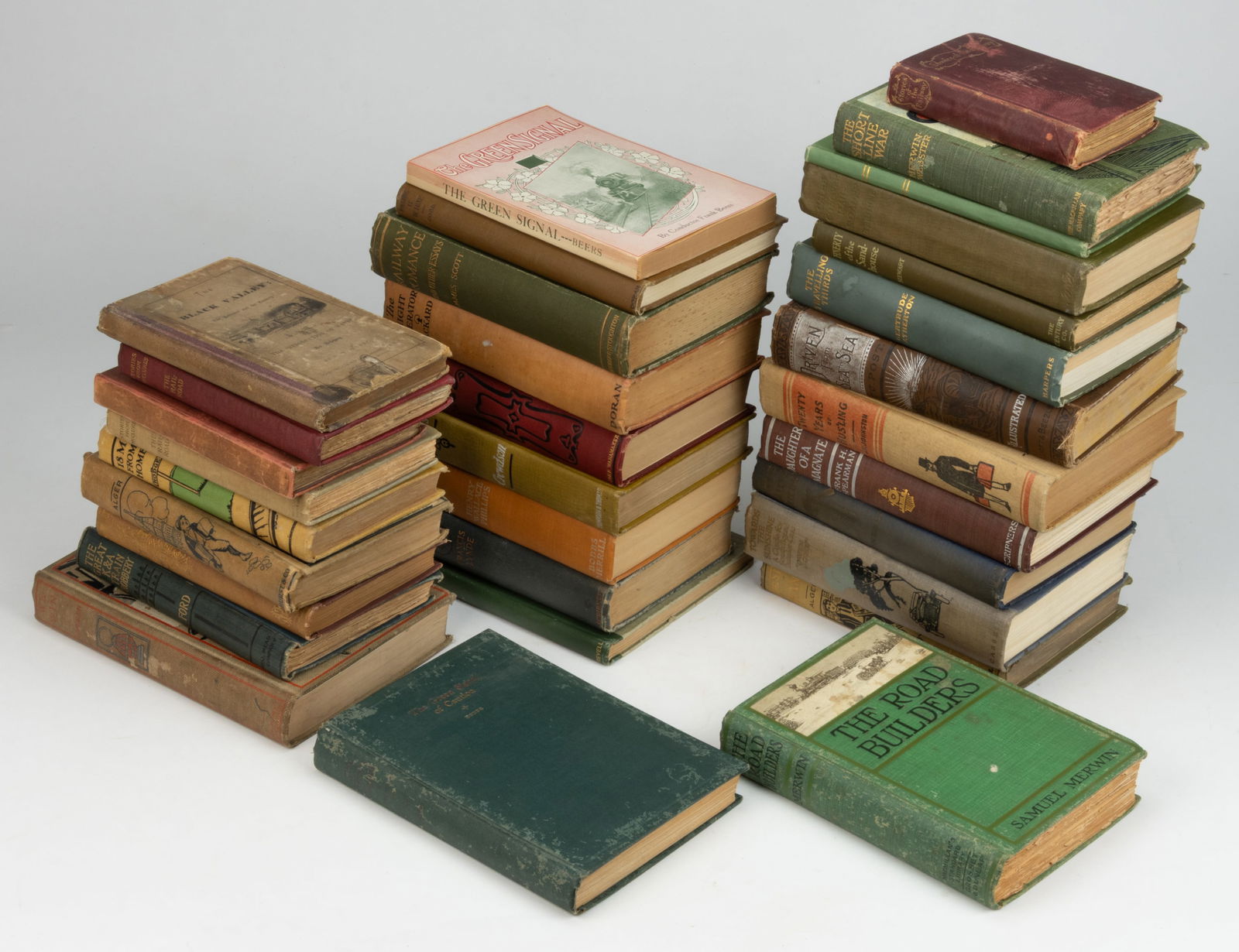 ANTIQUARIAN RAILROAD FICTION VOLUMES, LOT OF 32 (1 of 1)