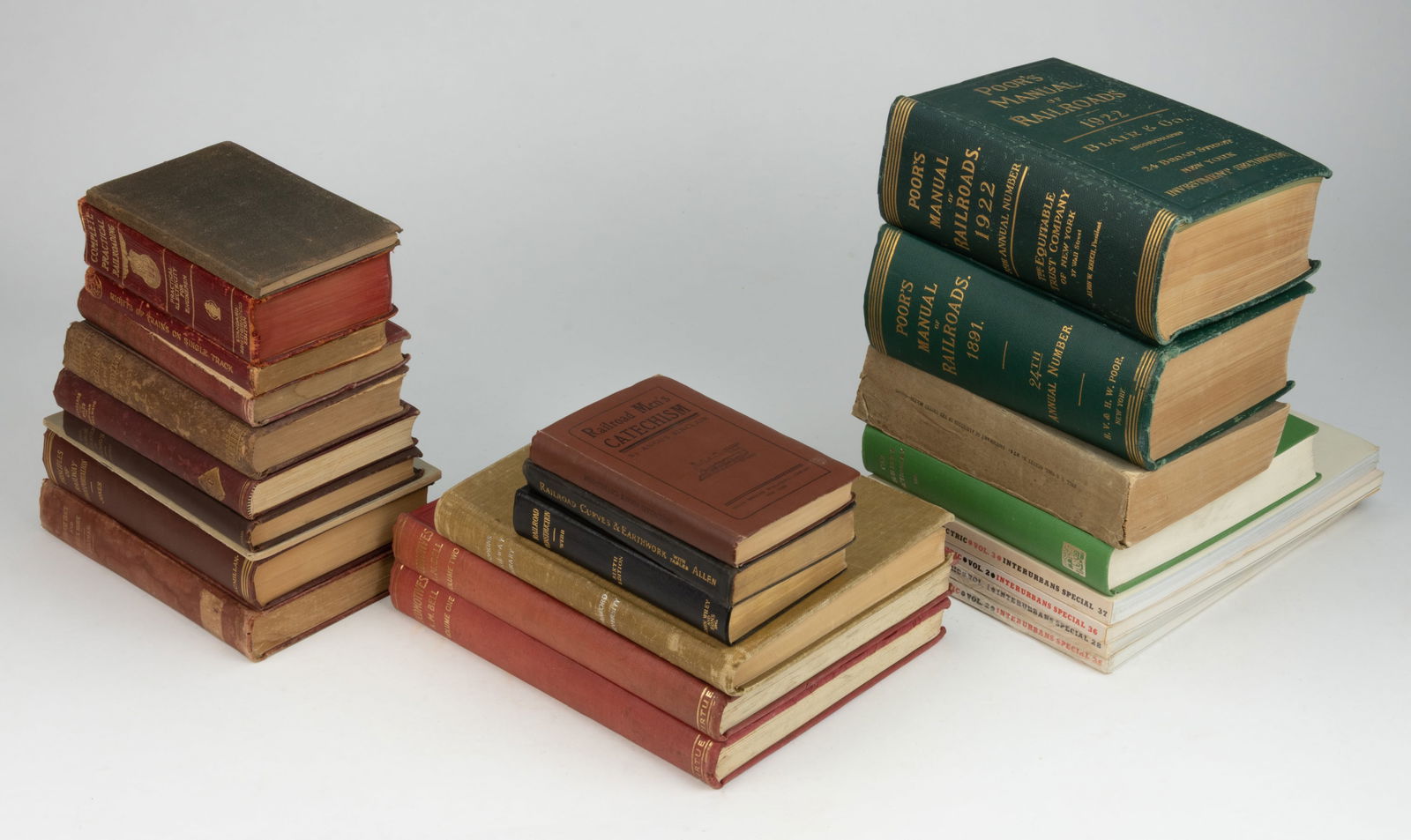 ANTIQUARIAN RAILROAD TECHNICAL / REFERENCE VOLUMES, LOT OF 24 (1 of 1)