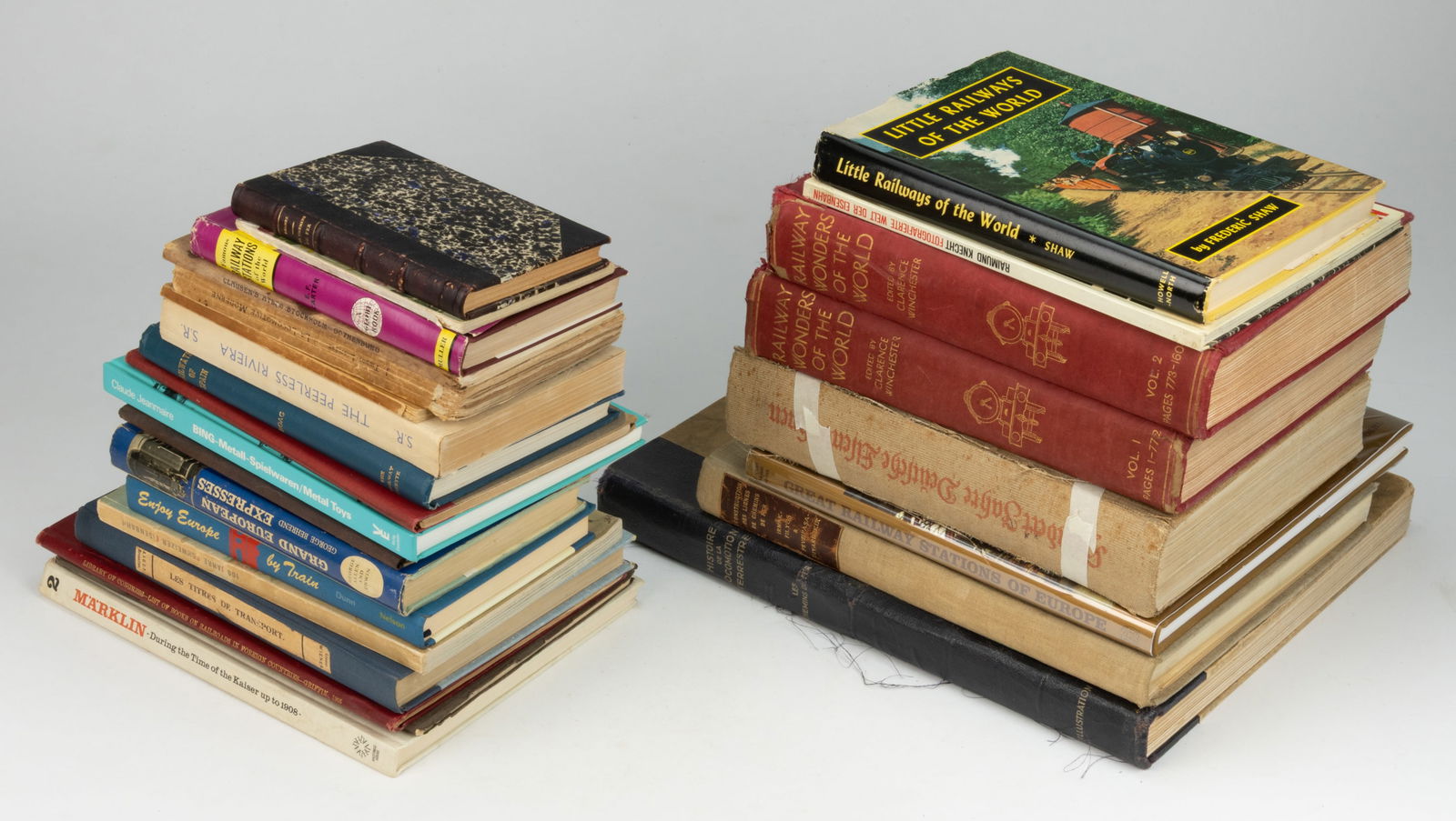 ASSORTED INTERNATIONAL RAILROAD HISTORICAL VOLUMES AND PRINTED MATERIALS, LOT OF 26 (1 of 1)