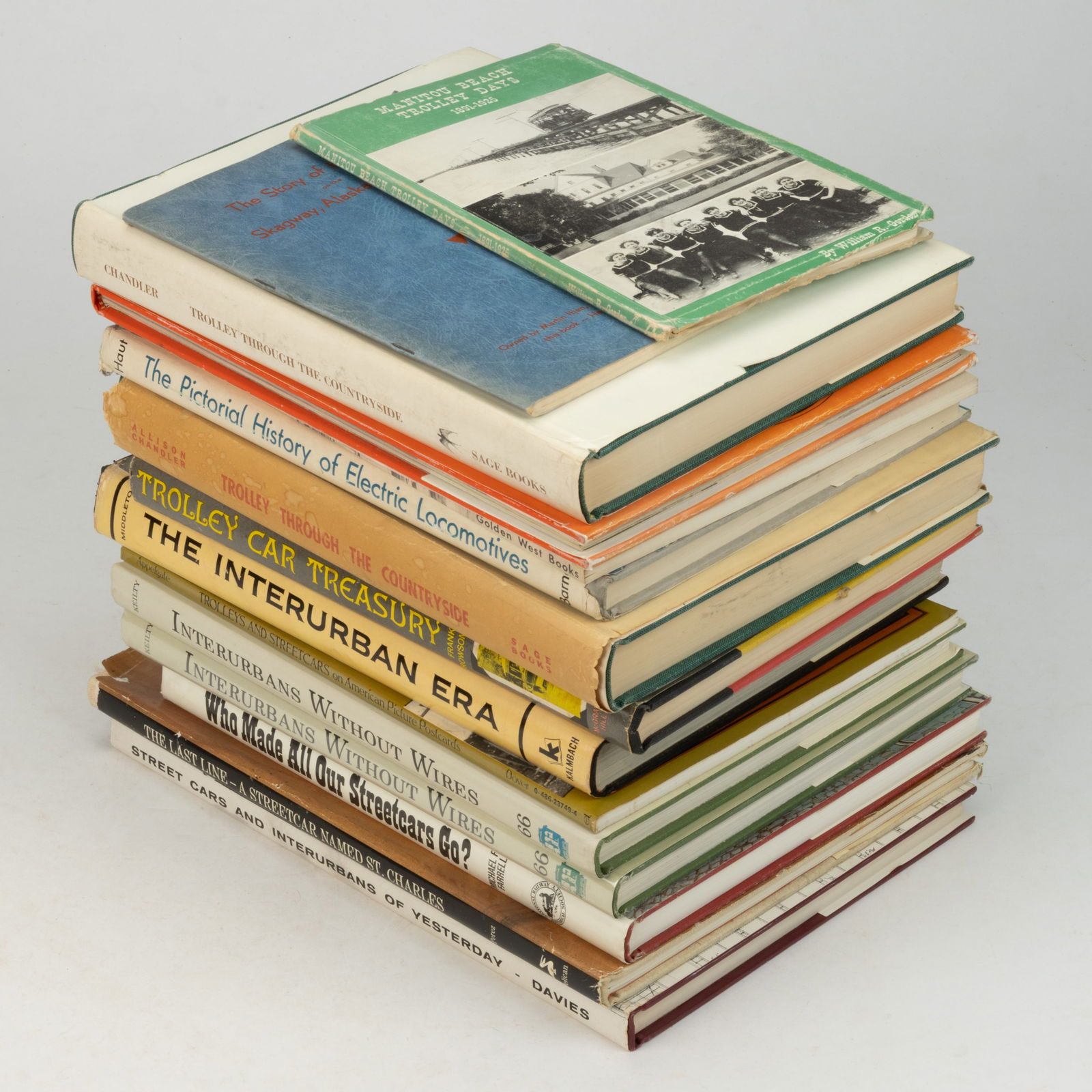 ASSORTED TROLLEY / ELECTRIC TRAIN VOLUMES, LOT OF 15: ASSORTED TROLLEY / ELECTRIC TRAIN VOLUMES, LOT OF 15, including (1) Middleton, The Interurban Era, Milwaukee: Kalmbach Publishing, 1961; (2) Rowsome, Jr., Trolley Car Treasury, New York: McGraw-Hill B