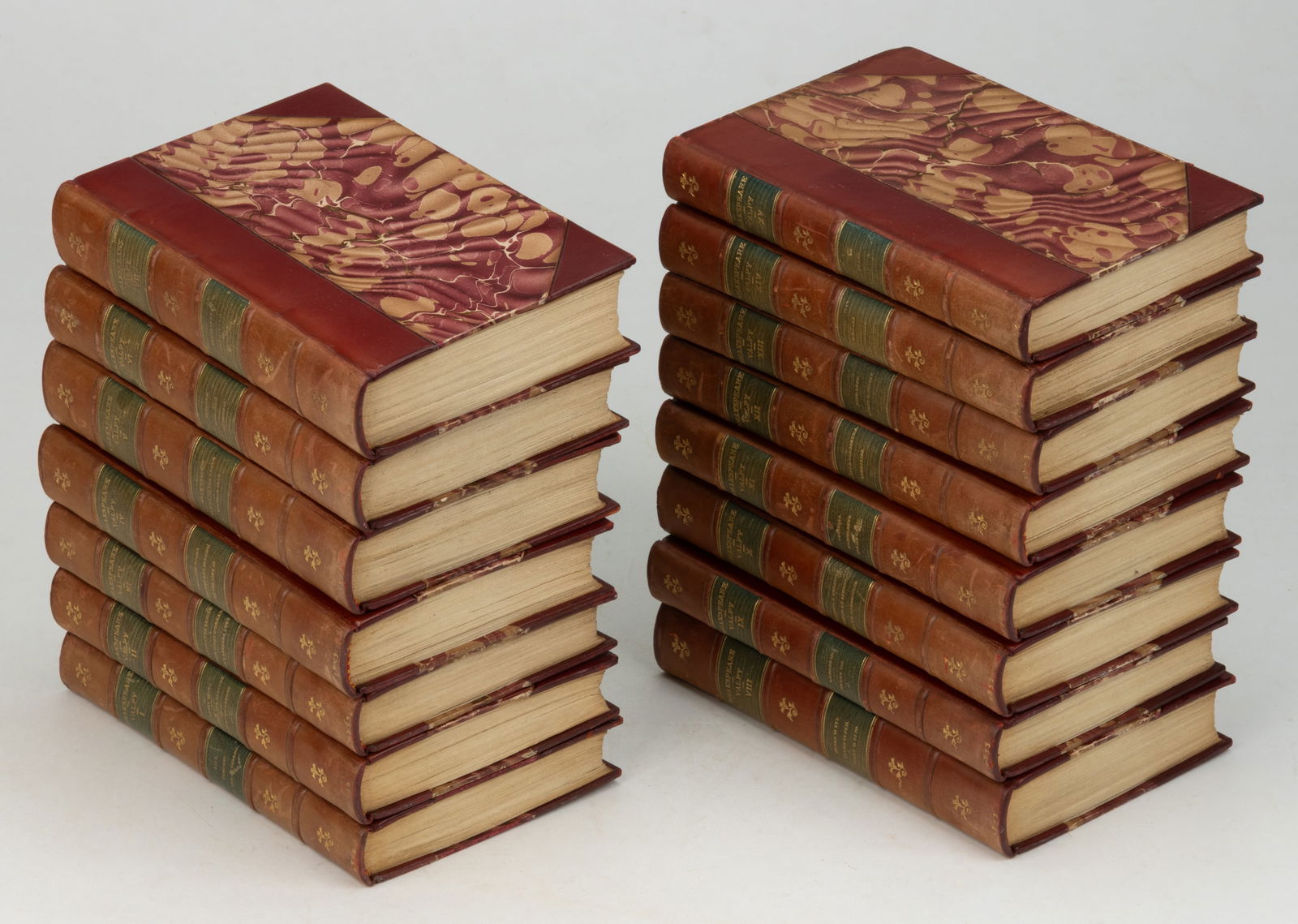 ANTIQUARIAN WILLIAM SHAKESPEARE FINE BINDINGS, 15-VOLUME SET (1 of 1)