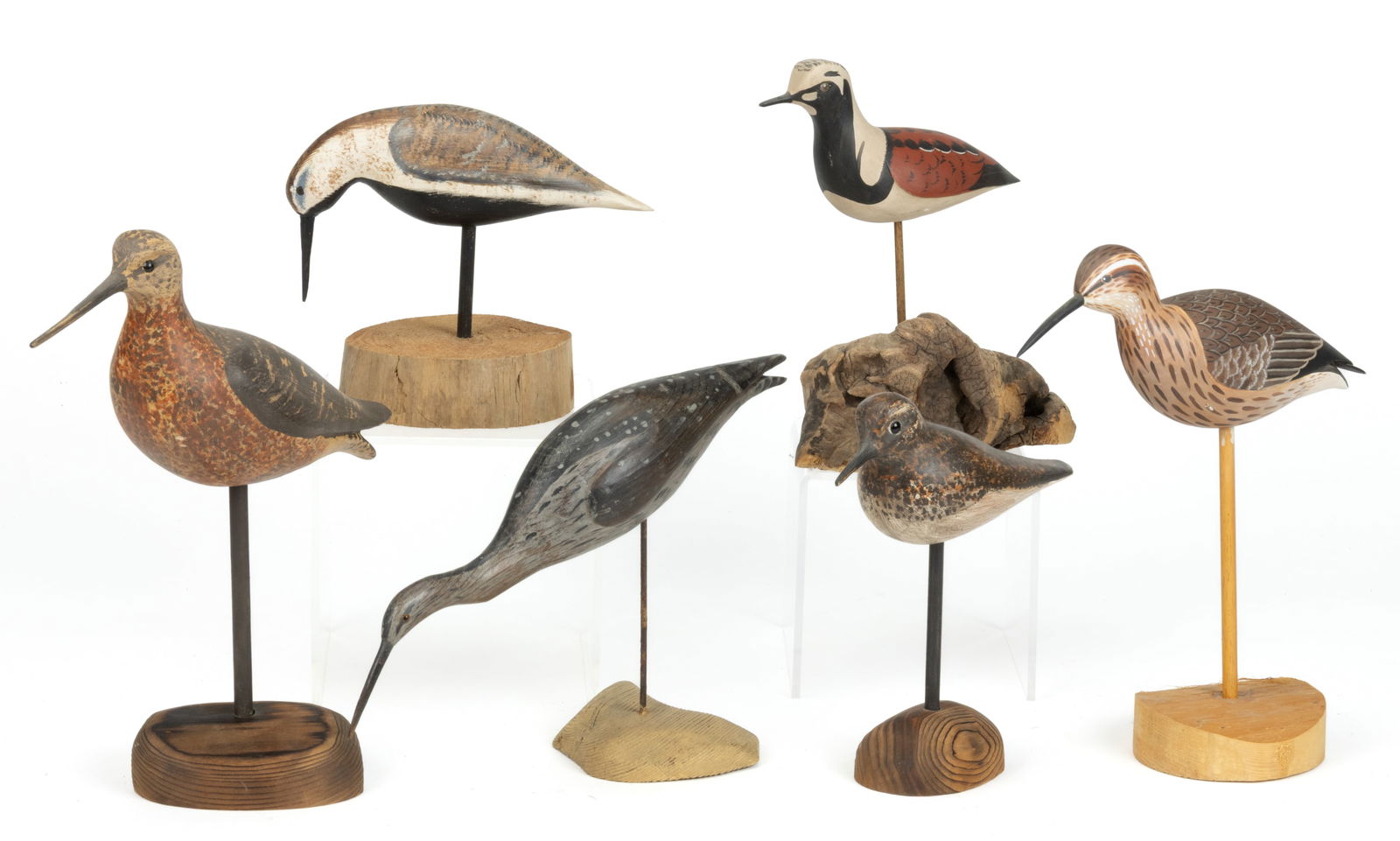 AMERICAN FOLK ART CARVED AND PAINTED SHOREBIRD DECOYS, LOT OF SIX (1 of 2)