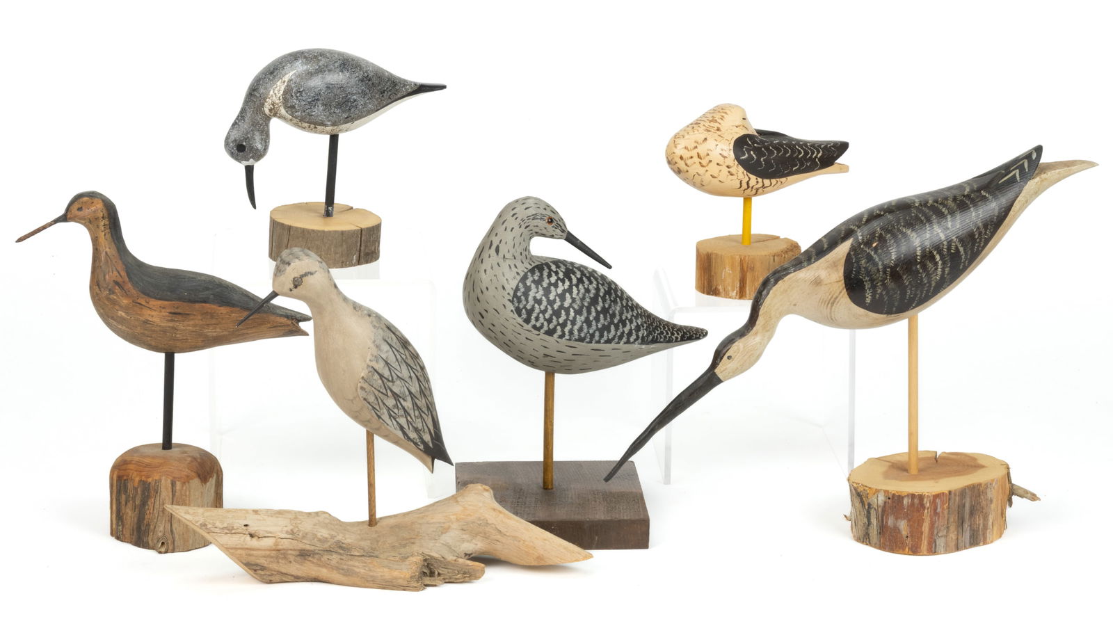 AMERICAN FOLK ART CARVED AND PAINTED SHOREBIRD DECOYS, LOT OF SIX (1 of 2)