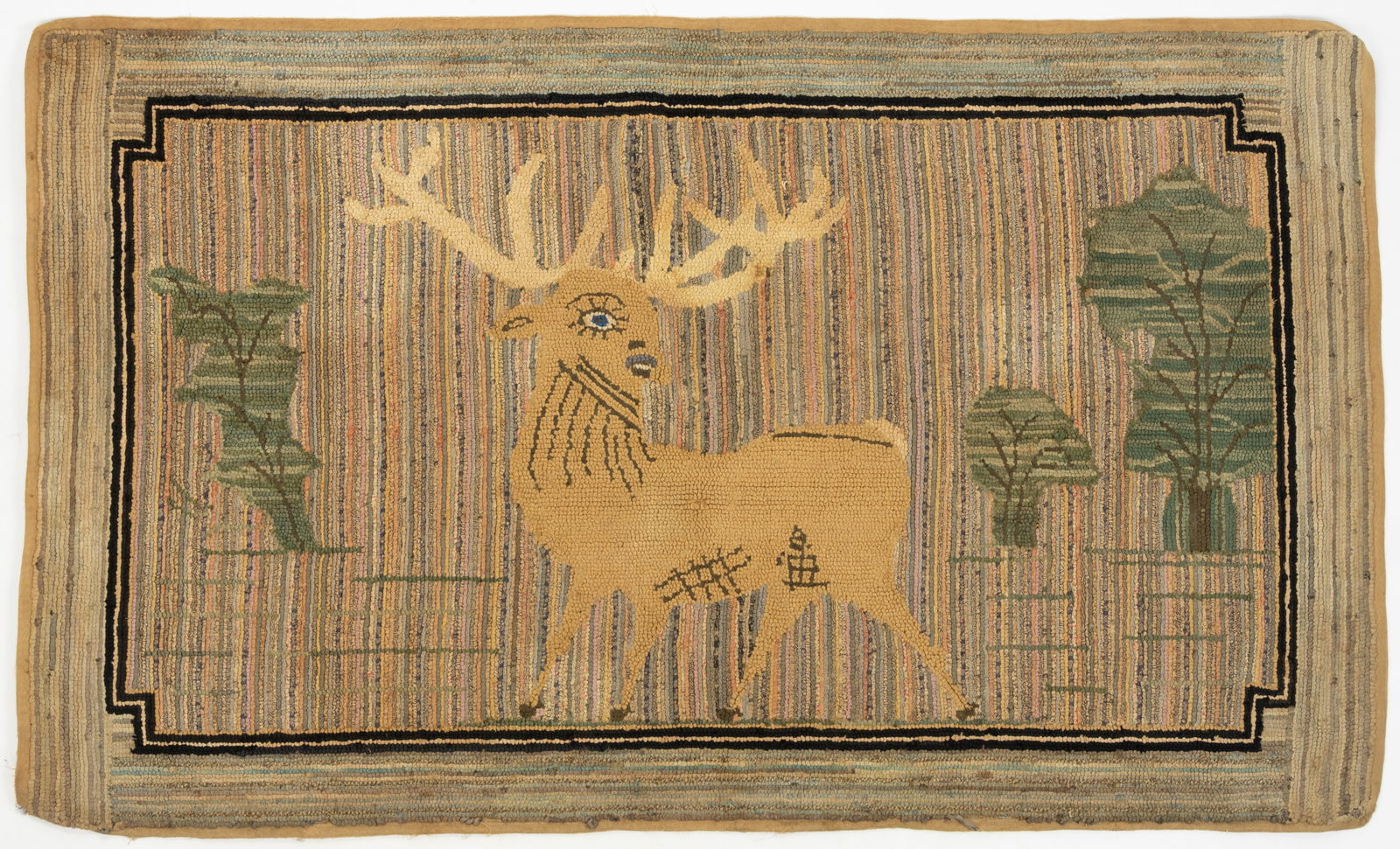 AMERICAN FOLK ART PICTORIAL HOOKED RUG (1 of 6)