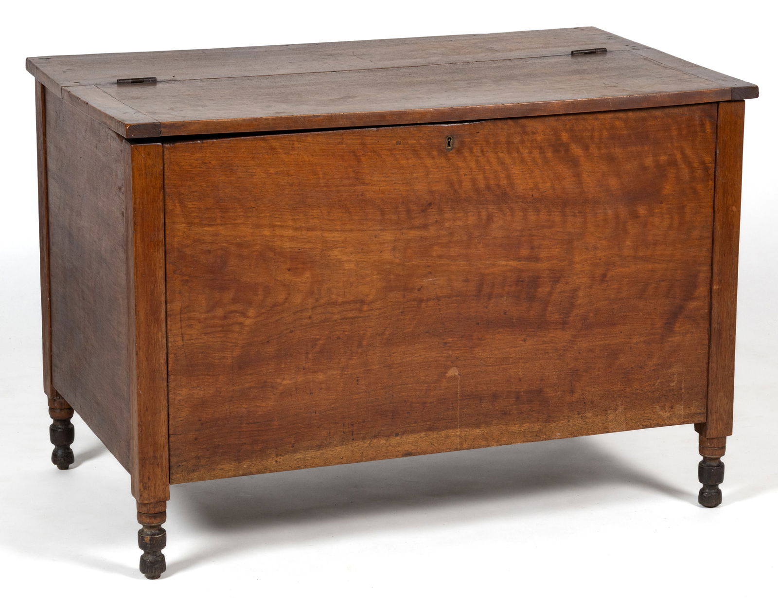 PIEDMONT VIRGINIA FIGURED WALNUT SUGAR CHEST (1 of 7)