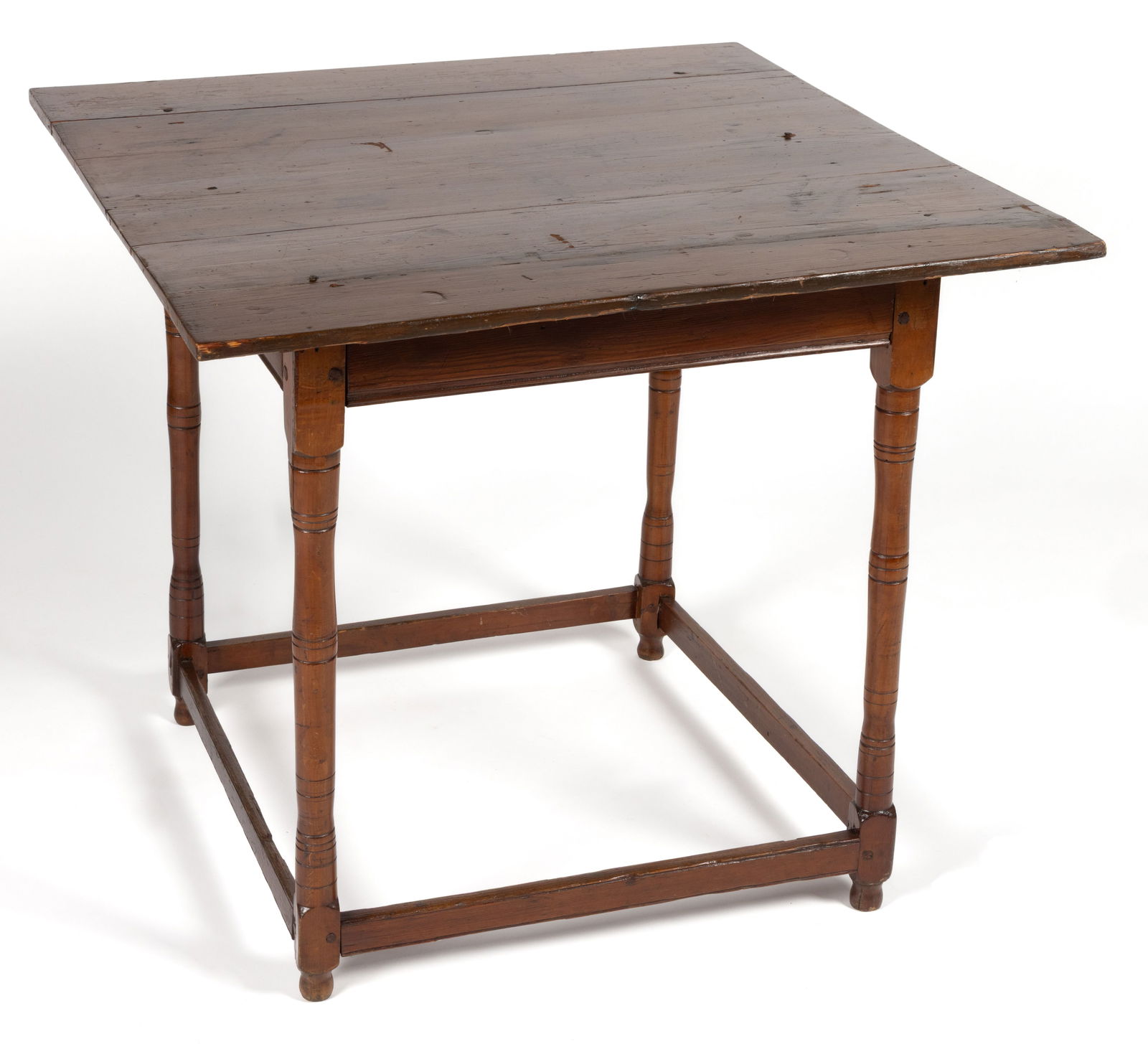 VIRGINIA WILLIAM AND MARY YELLOW PINE AND MAPLE TAVERN / WORK TABLE (1 of 5)
