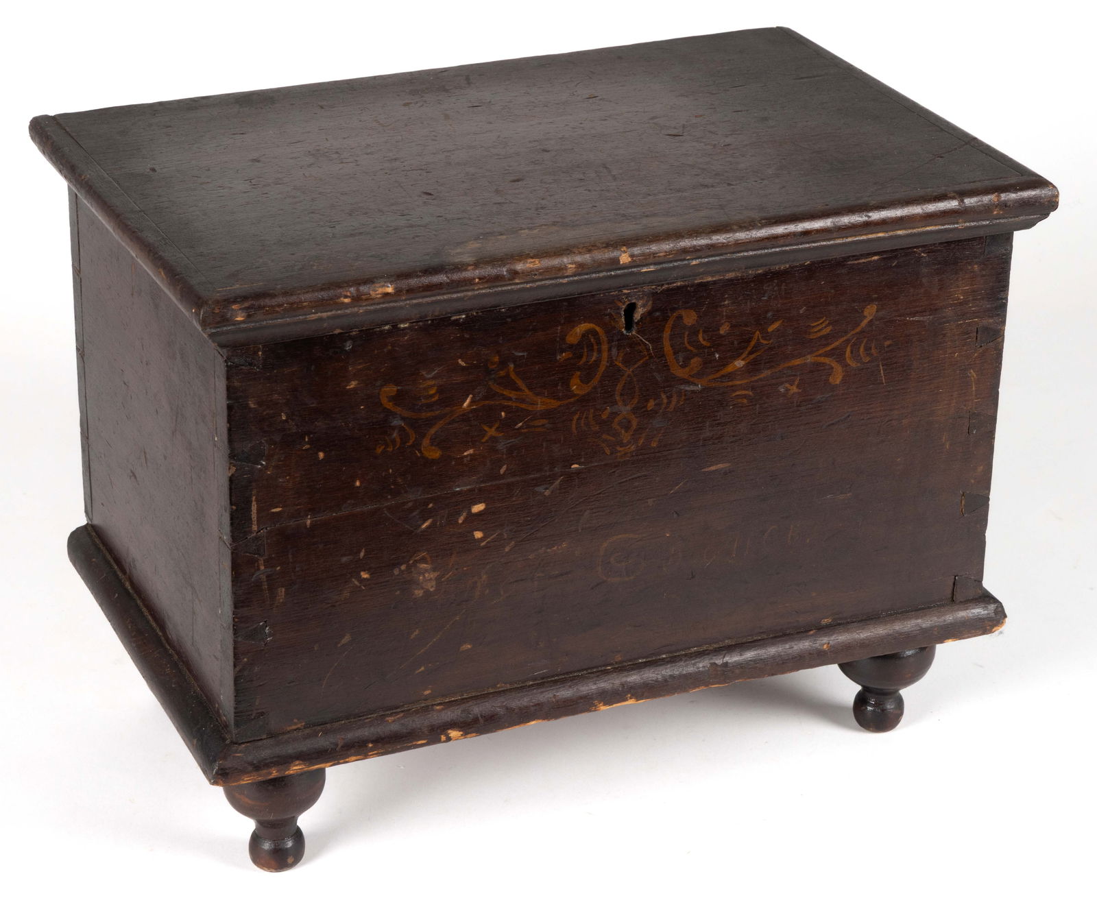 PENNSYLVANIA PAINT-DECORATED POPLAR MINIATURE BLANKET CHEST (1 of 7)