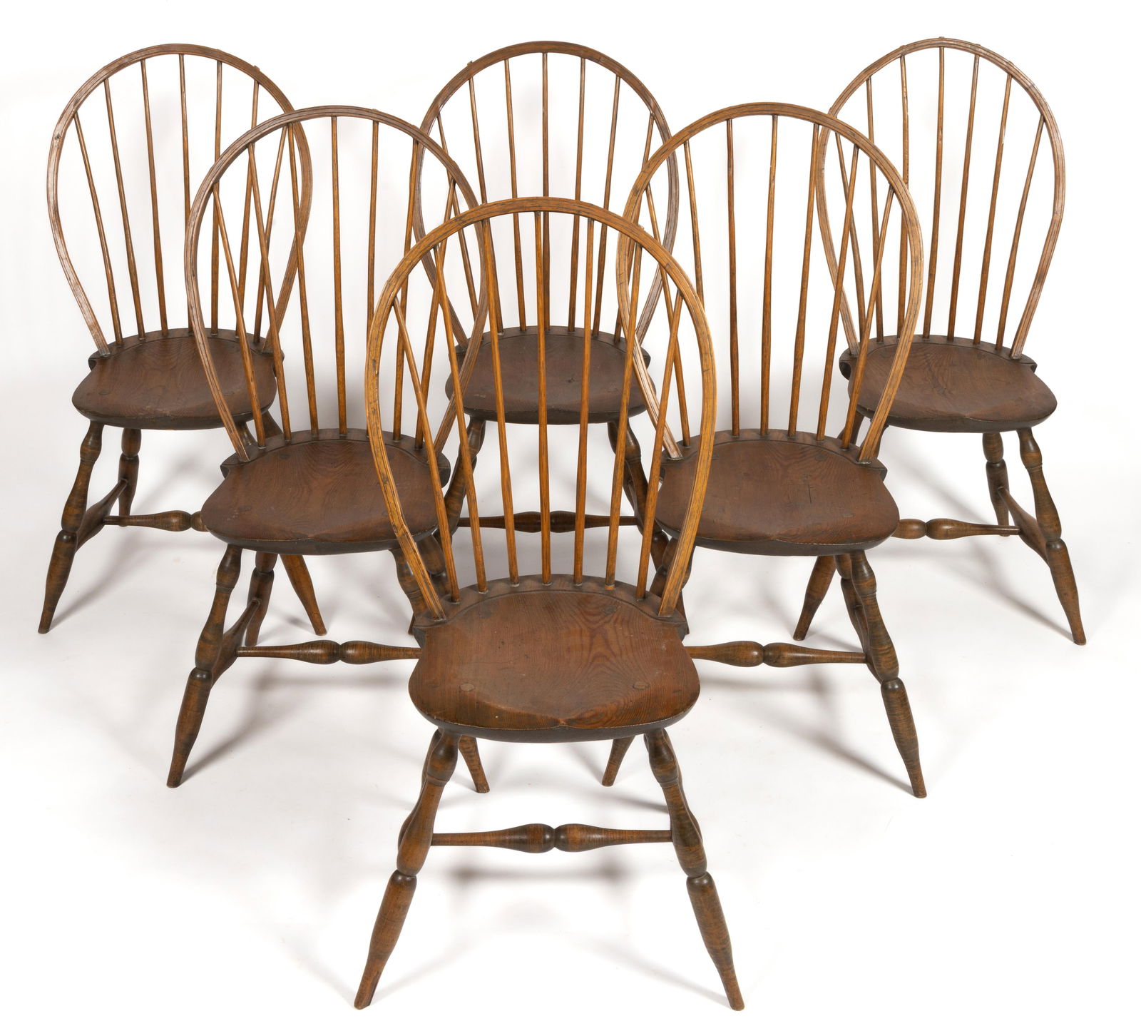 SET OF SIX AMERICAN HOOP-BACK WINDSOR SIDE CHAIRS (1 of 5)