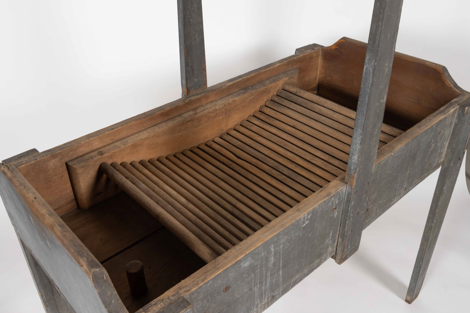 AMERICAN PAINTED PINE WASHING MACHINE / TABLE - 3