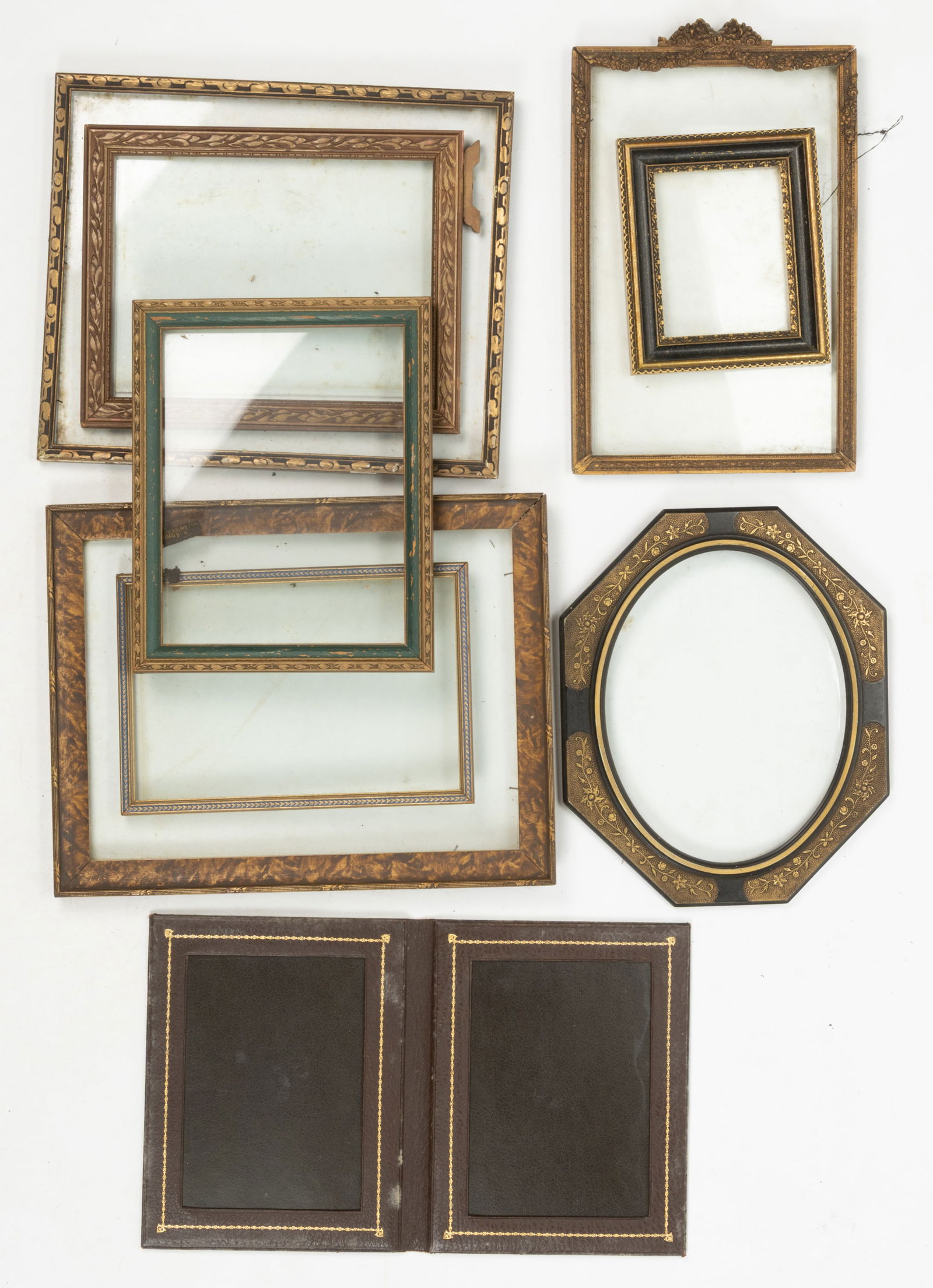 ASSORTED AMERICAN / EUROPEAN GILT AND OTHER FRAMES, LOT OF NINE (1 of 1)