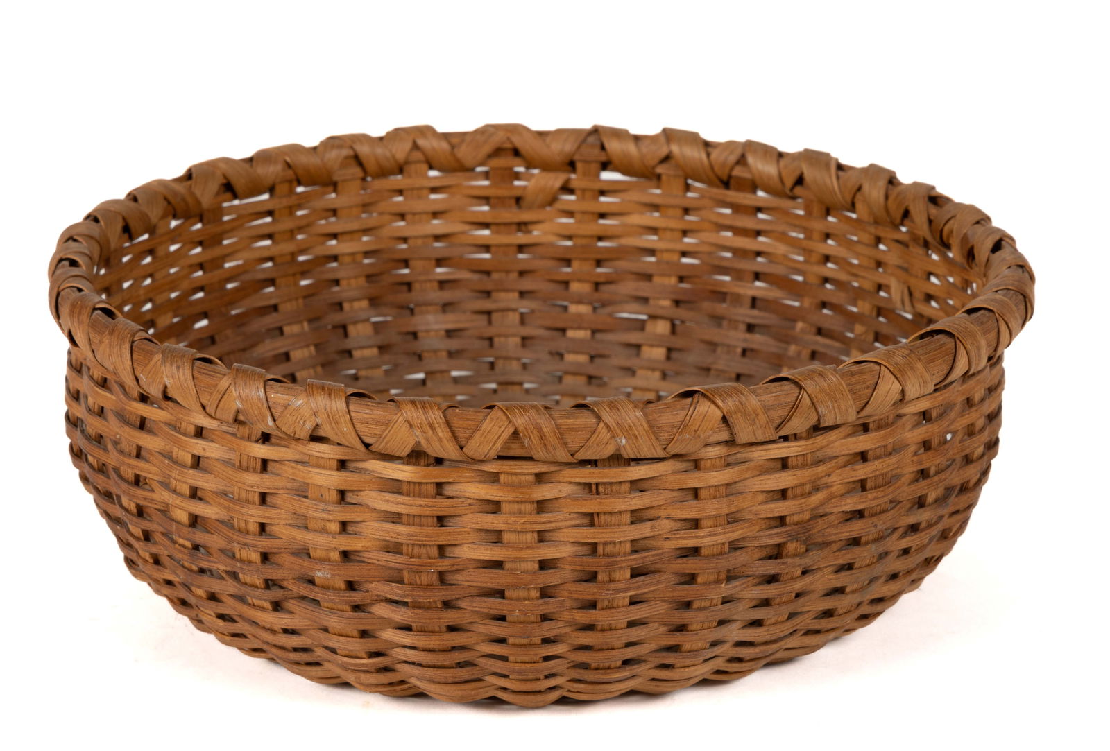 PAGE / ROCKINGHAM CO., SHENANDOAH VALLEY OF VIRGINIA STAVE-TYPE WOVEN-SPLINT SEWING BASKET (1 of 4)